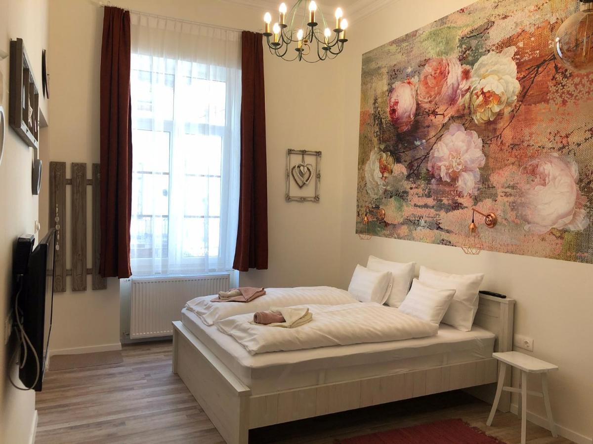 All In Apartman Iv. Budapest Luaran gambar